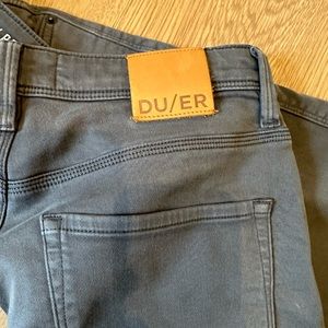 Duer (DU/ER) No sweat N2X Relaxed Fit